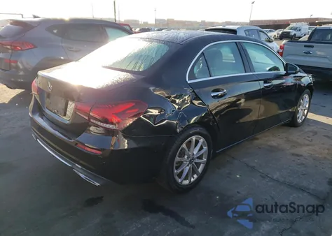 2019 Mercedes-Benz A 220 z USA, uszkodzony, nr VIN WDD3G4EB5KW002004